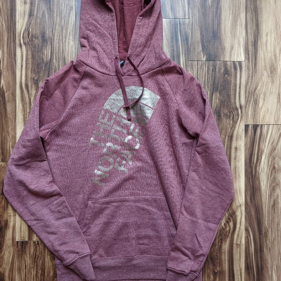 The North Face Sweaters - NWOT North Face Hoodie